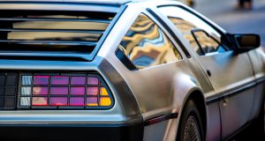 DeLorean objavio sliku svog novog električnog automobila!