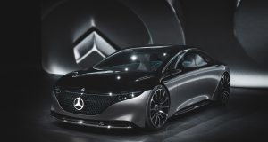 Možda ne planirate da kupite EV, ali proizvođači automobila se klade u milijarde da hoćete! Evo i zašto!