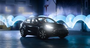 NAKON SVEGA: Teslini e-automobili iz fabrike u Nemačkoj samo u crnoj i beloj boji!