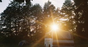 Mercedes i Rivian dogovorili proizvodnju električnih kombija u Evropi