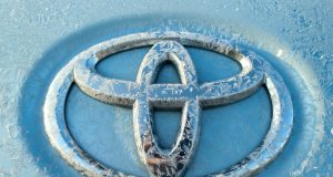 Zašto Toyota, najveći svetski proizvođač automobila, nije za potpunu elektrifikaciju vozila?