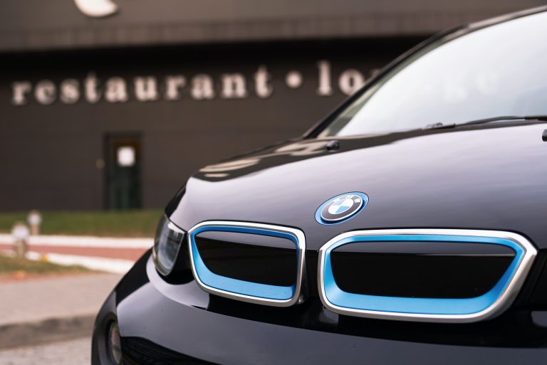 Nova generacija baterija kod BMW električnih vozila povećava domet 30 posto!