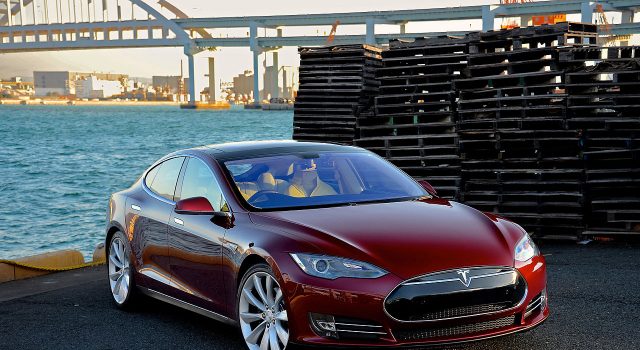 Najbolji Teslini električni automobili https://commons.wikimedia.org/wiki/raneko