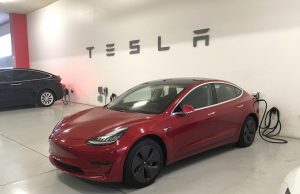 Tesla oborio rekord – prodao više od 56.000 električnih automobila kineske proizvodnje! https://commons.wikimedia.org/wiki/Gillfoto