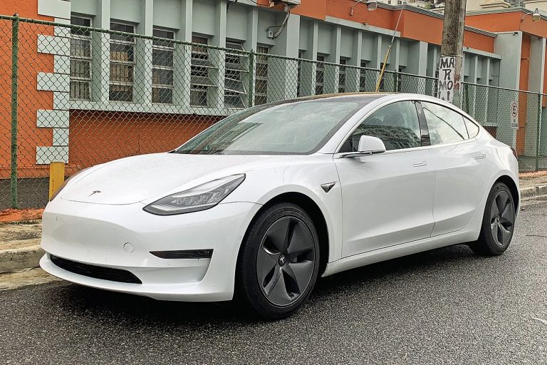 Kompanija Tesla ne prestaje da ruši rekorde: Ostvareni prihodi nadmašili prognoze tržišta!