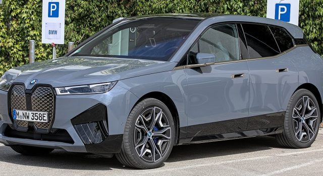Prvi električni BMW SUV konačno stigao u Srbiju! https://commons.wikimedia.org/wiki/Alexander Migl