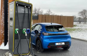 Izvršni direktor Stellantisa tvrdi: Teret troškova električnih vozila je “izvan granica” za proizvođače automobila! https://commons.wikimedia.org/wiki/Tomás Freres