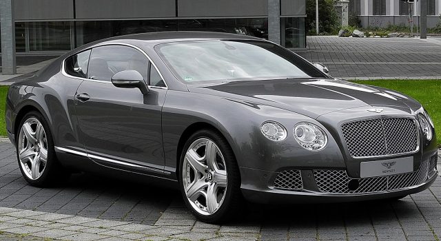 ŠIROKO: Do 2025. godine stiže prvi električni Bentley! https://commons.wikimedia.org/wiki/M 93