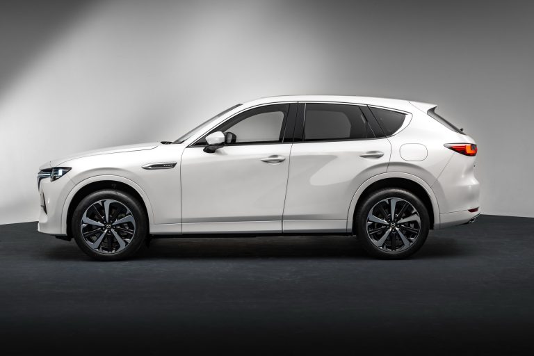 Mazda CX-60: Najsnažniji model japanskog brenda i prvi plug-in hibrid!