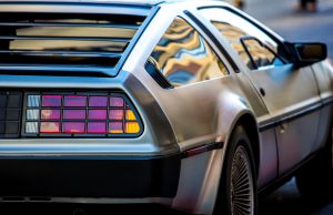DeLorean objavio sliku svog novog električnog automobila!
