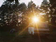 Mercedes i Rivian dogovorili proizvodnju električnih kombija u Evropi