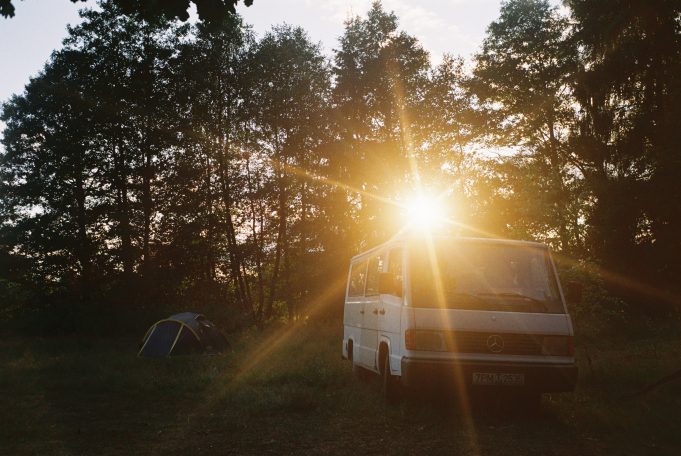 Mercedes i Rivian dogovorili proizvodnju električnih kombija u Evropi
