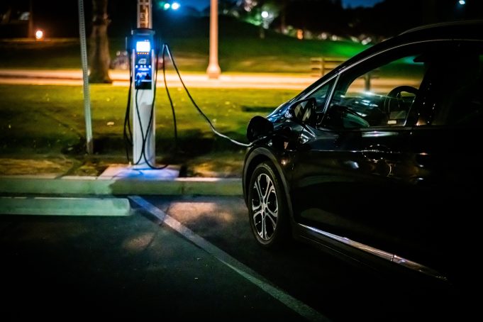 Neverovatno: Punjenje električnih automobila skuplje od benzina