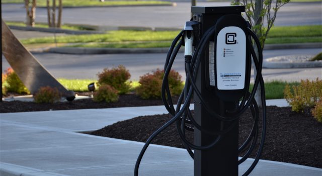 Poskupljenje struje uticalo na prodaju električnih automobila